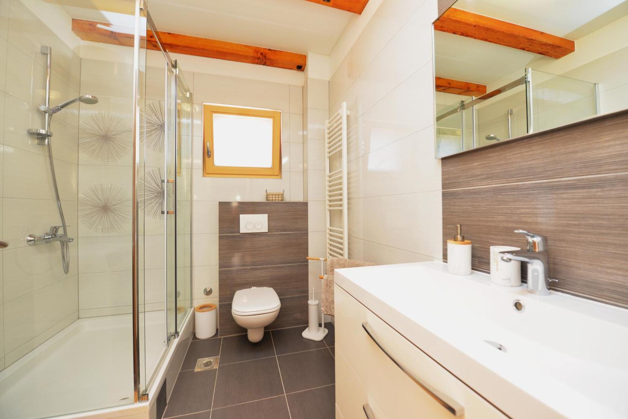 Nikola Appartement *